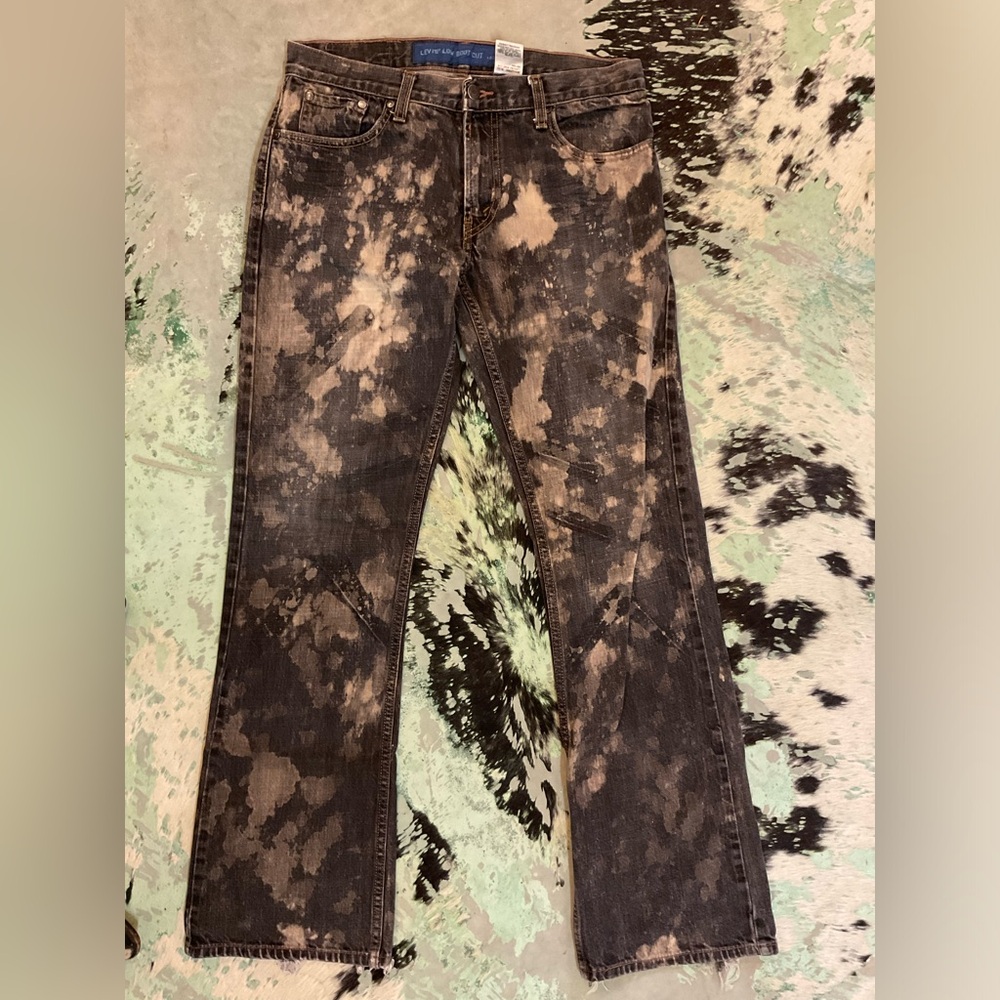Levis 30